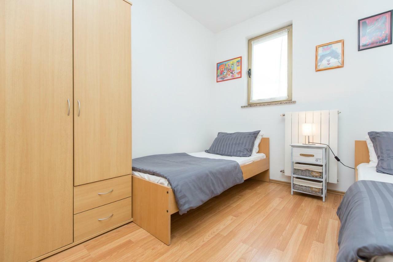 Apartments Cekada Labin  Luaran gambar